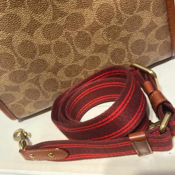 Coach Field Tote 24 - Picture 9 of 16